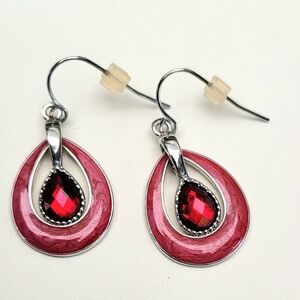 Elegant Red Teardrop Earrings